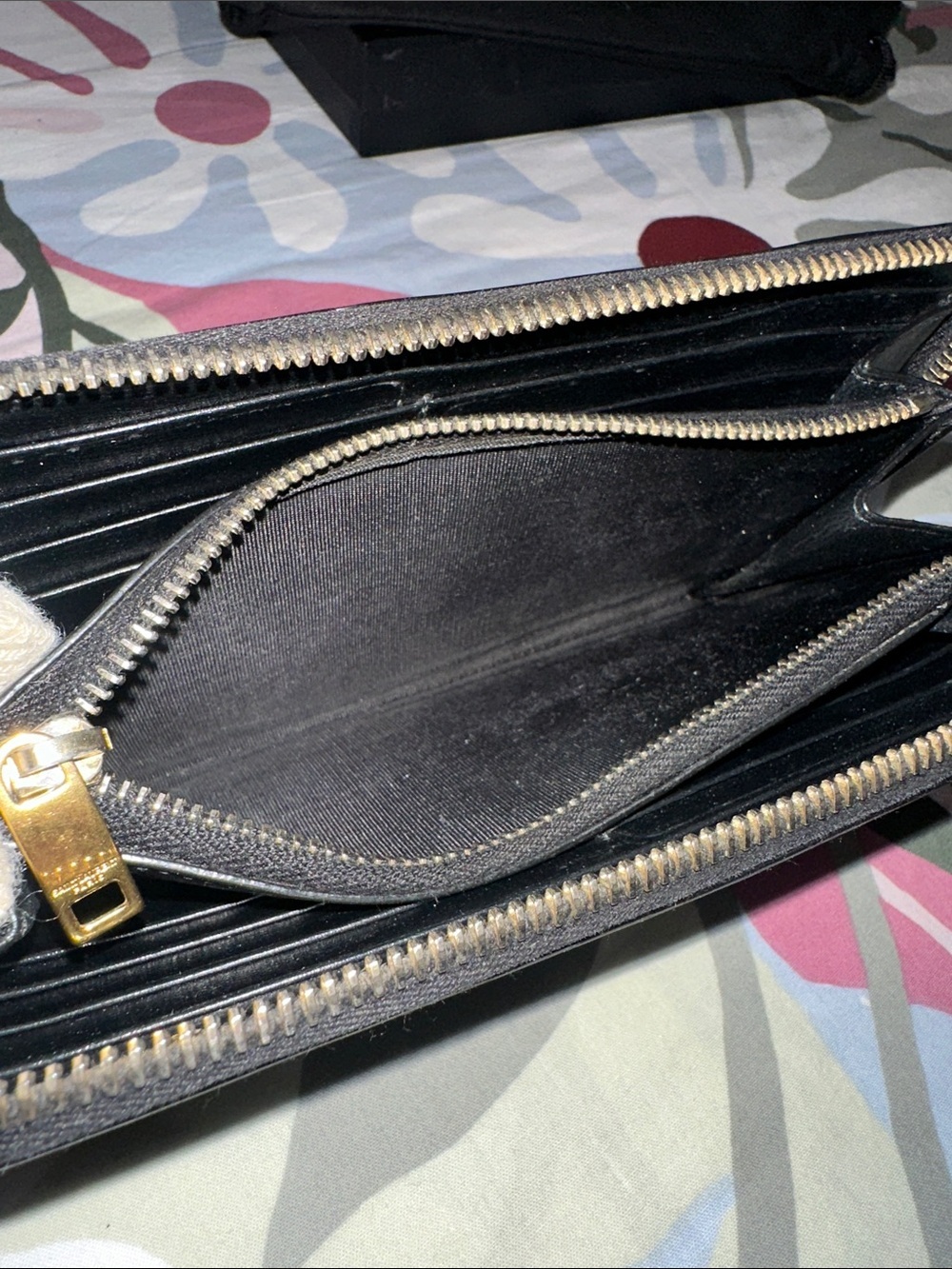 Yves Saint Laurent Black Leather Zip-Around Wallet with Gold YSL Emblem - Picture 10 of 12